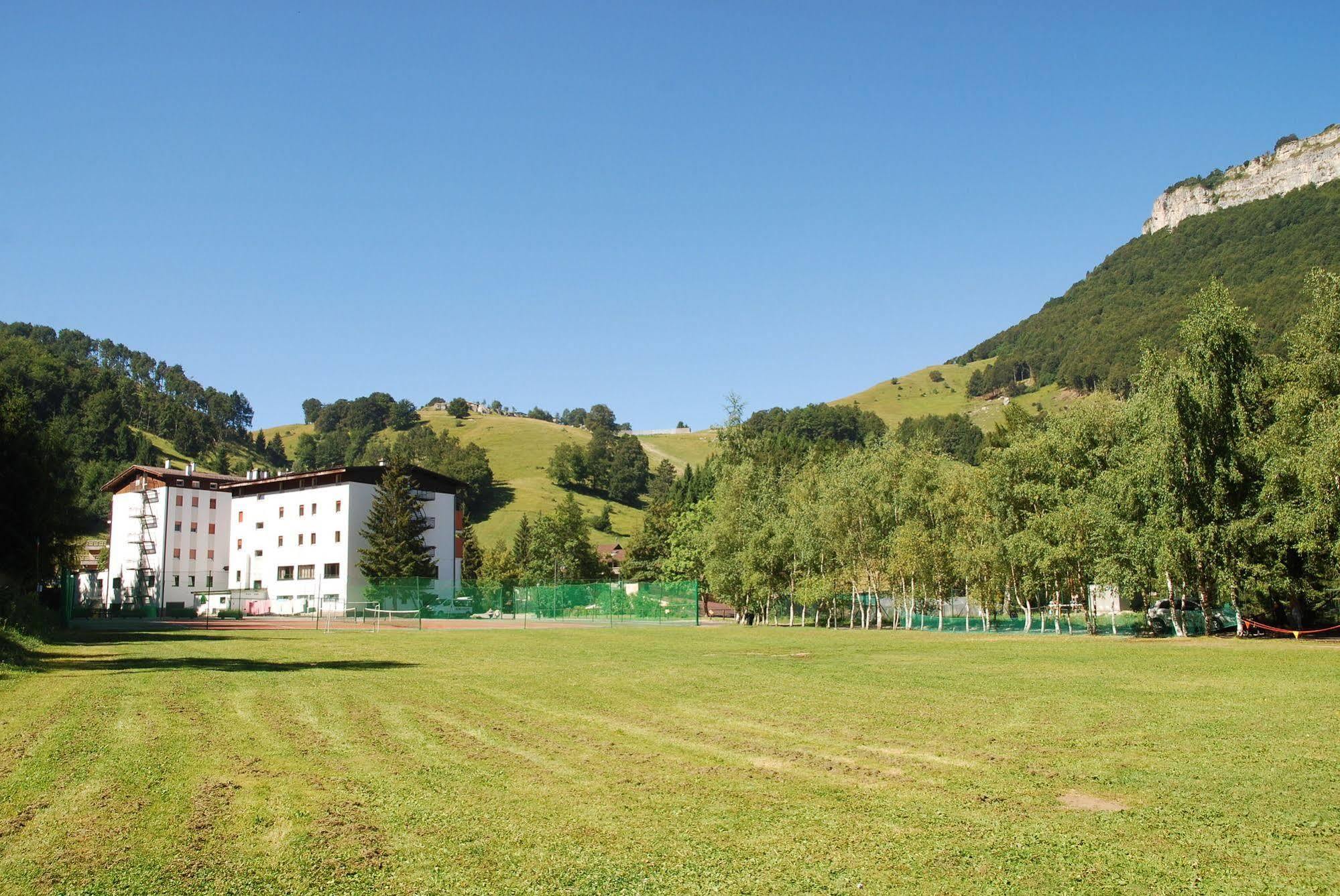 Hotel Bucaneve San Valentino  Exterior foto